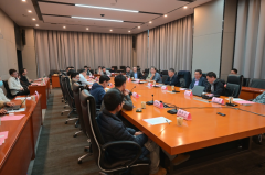 <strong>督导专家对代表们</strong>